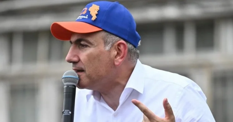 Paşinyan: “Yaxın gələcəkdə sərhəd delimitasiyası gözlənilir”