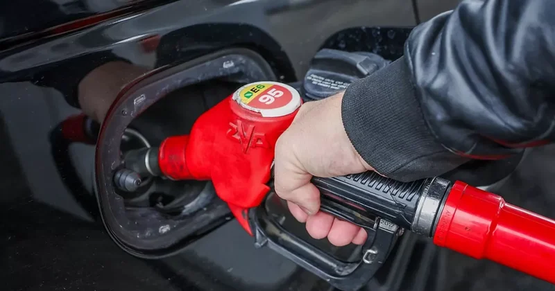 В Севастополе ввели талонную систему продажи бензина