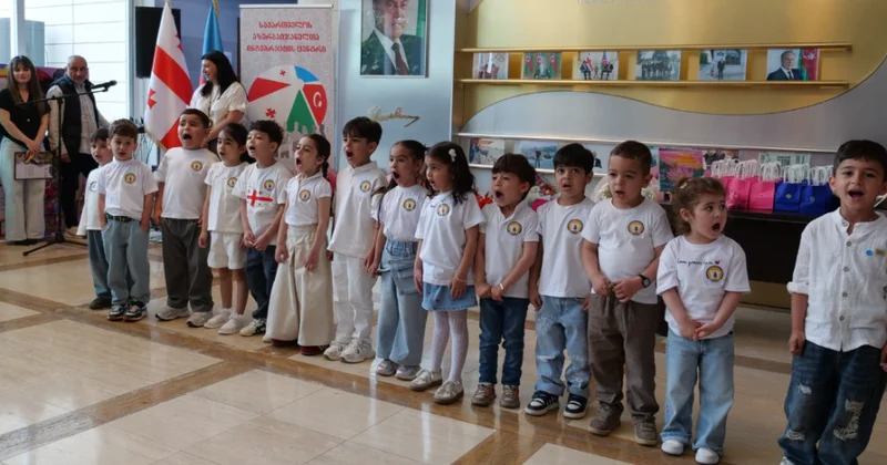 Uşaqların Beynəlxalq Müdafiəsi Günü Marneulidə geniş qeyd olunub