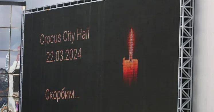 “Krokus City Hall” terrorçusu piyada keçidində ailəni qəsdən vurub