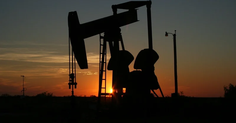 Shell , TotalEnergies , ExxonMobil şirkətləri ABŞ dən neft ixracını dayandırdı SƏBƏB