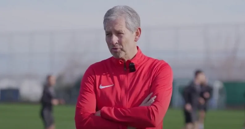Frank de Blekerdən Elçin Məsiyevin UEFA Superkubokuna təyinatına MÜNASİBƏT