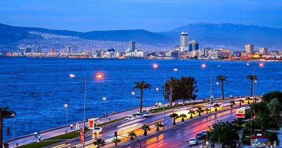 Türkiyəyə səfər edən xarici turistlərin sayı azalıb