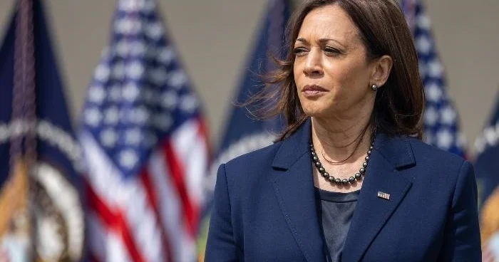 Kamala Harris siyasətdən geri çəkilir? Qubernatorluq planlarından imtina etdi