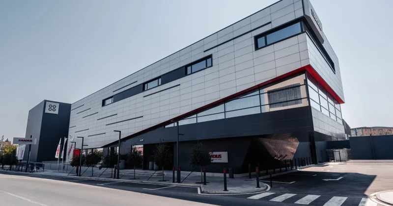 ® Bakıda “Radius”un yeni mərkəzi istifadəyə verildi iqtisadi inkişaf və yol təhlükəsizliyi hədəfdə