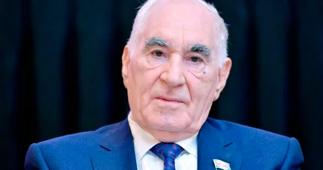 Köhnə Kişinin portret cizgiləri və ya gecikmiş rekviyem