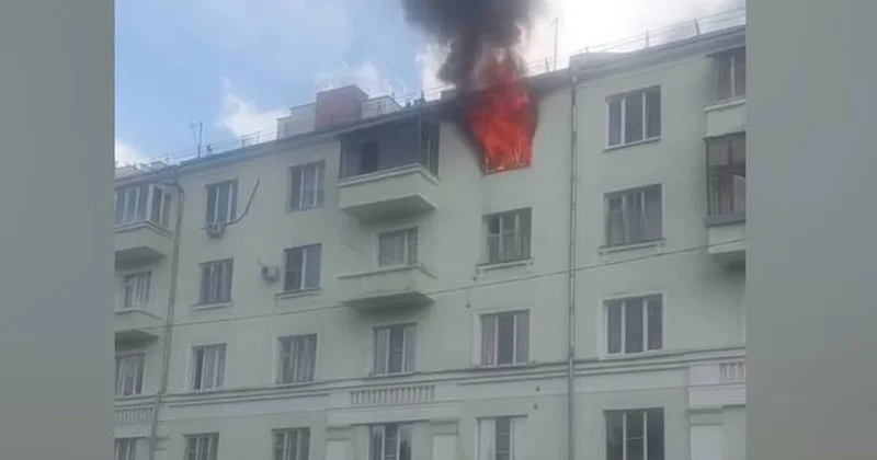 Moskva vilayətində çoxmərtəbəli bina yanıb