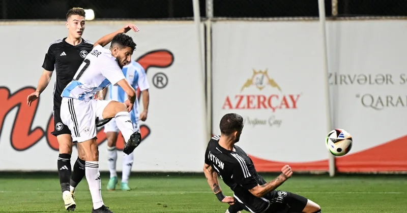 Zubir Azərbaycan futbolunun tarixinə düşdü
