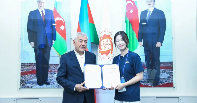 BMU da görüş keçirilib FOTOLAR