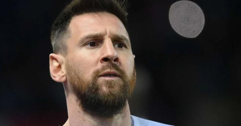 Messi rəqib fitbolçunu sillələdi VİDEO