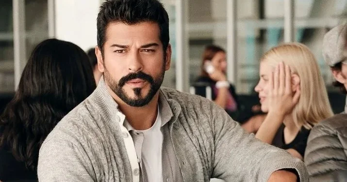 Burak Özçivit Bakıya gəlir