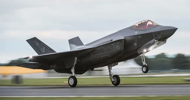 Kaliforniyada F 35 qırıcısı qəzaya uğrayıb
