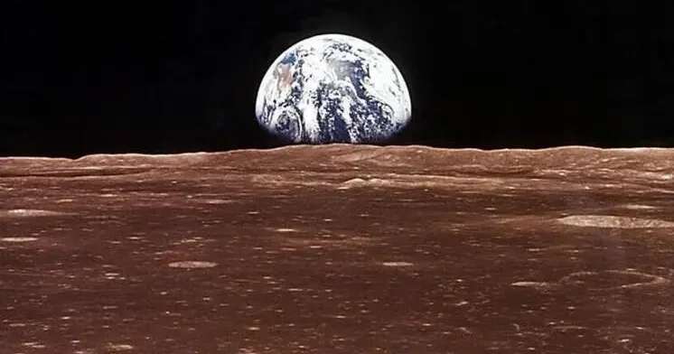 NASA Trampın prezidentliyi dövründə Aya eniş etməyi planlaşdırır