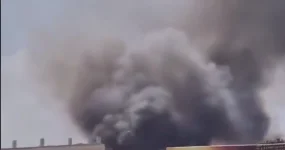 На северо востоке Ирана горит больница ВИДЕО