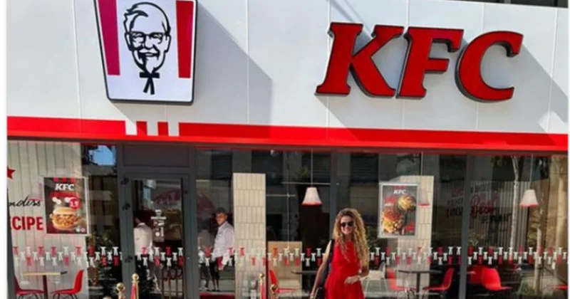 KFC də müştəriyə iylənmiş toyuq budu satdılar Foto