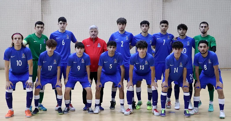 Milli Avropa çempionatında mübarizəyə başlayır