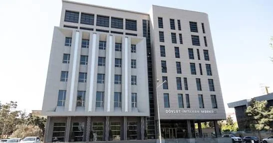 Ali təhsil müəssisələrinin sərgisi başa çatıb