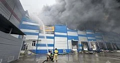 Vladivostokda yanğın baş verib :5000 kvadrat metr sahə yanıb