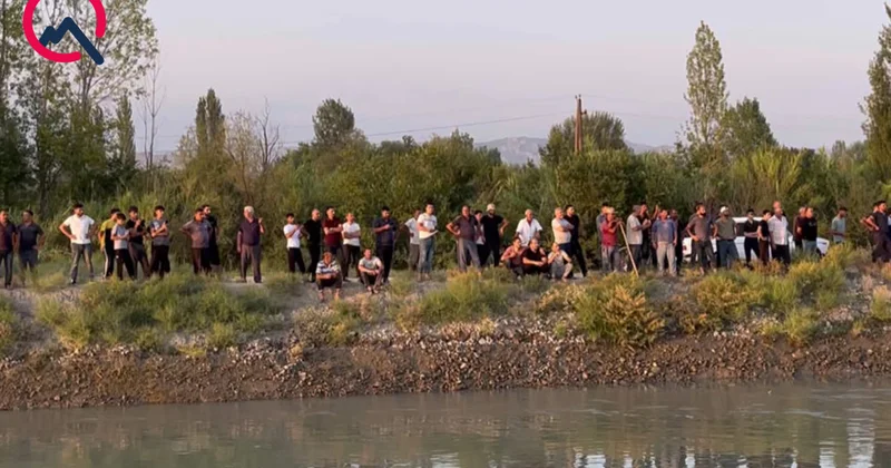Yuxarı Şirvan suvarma kanalı partladı Foto