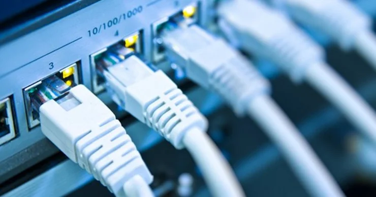 Türkiyədə genişmiqyaslı internet kəsintisi Məşhur provayder çökdü