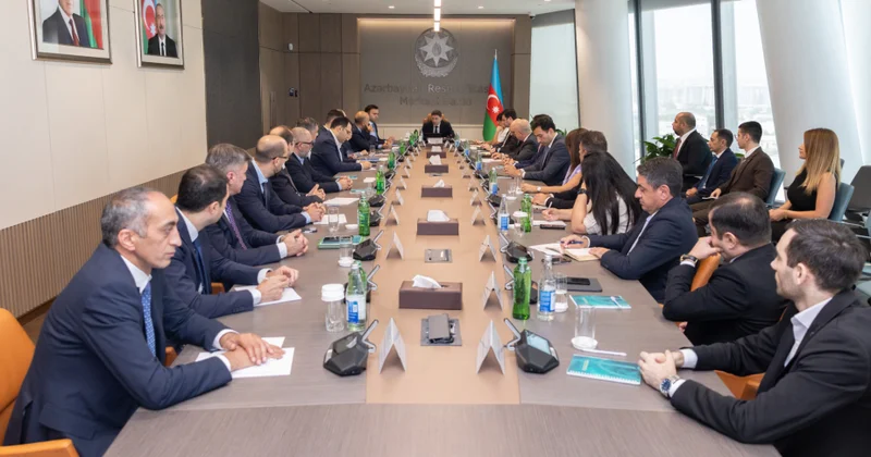 Süni intellektin maliyyə sektorunda tətbiqi ilə bağlı müzakirələr aparılıb