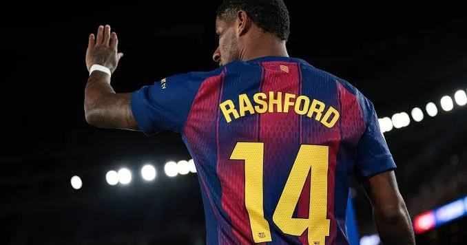 Barselona ingilis futbolçu ilə rəsmən vidalaşdı