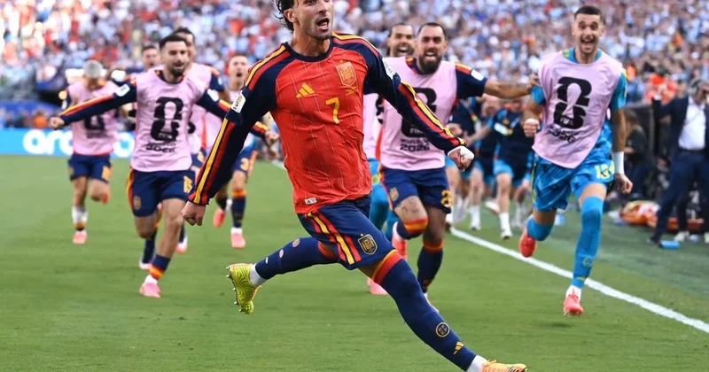 “Tottenhem” Ferran Torres üçün “Arsenal”la rəqabət apara bilər
