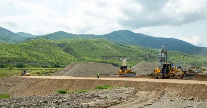 Ağdam Xankəndi dəmir yolu xəttinin tikintisi sürətlə davam edir