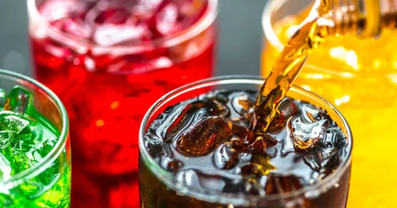 Qazlı içkilərlə bağlı yeni araşdırma: Dişlər üçün zərərlidir?