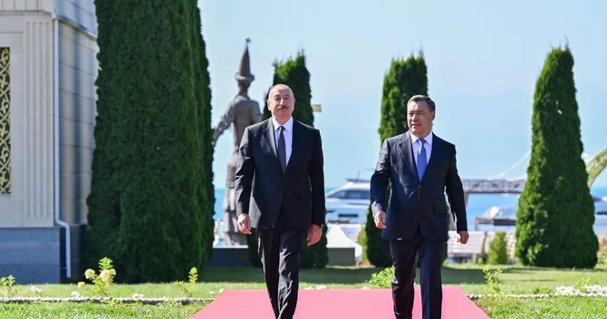 Prezident Sadır Japarov: Qırğızıstan və Azərbaycan ikitərəfli qarşılıqlı fəaliyyətin yeni inkişaf mərhələsinə qədəm qoyur