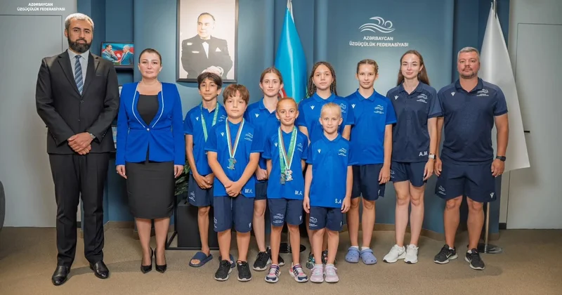 Azərbaycan Üzgüçülük Federasiyasında yeniyetmə idmançılarla görüş keçirilib FOTO