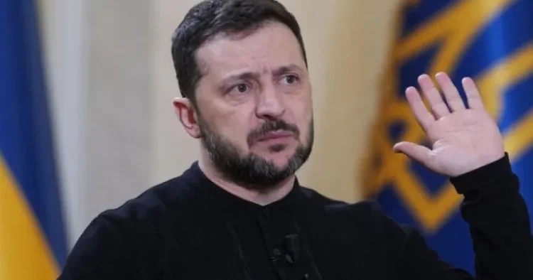 Zelenski Milli Təhlükəsizlik şurasının tərkibini DƏYİŞDİ