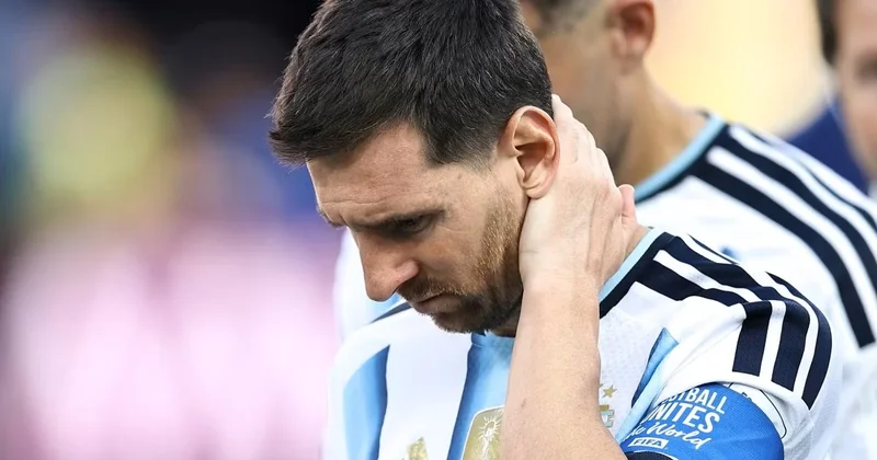Messi DÇ 2026 dan sonrakı tətilini xəstə atası ilə keçirib