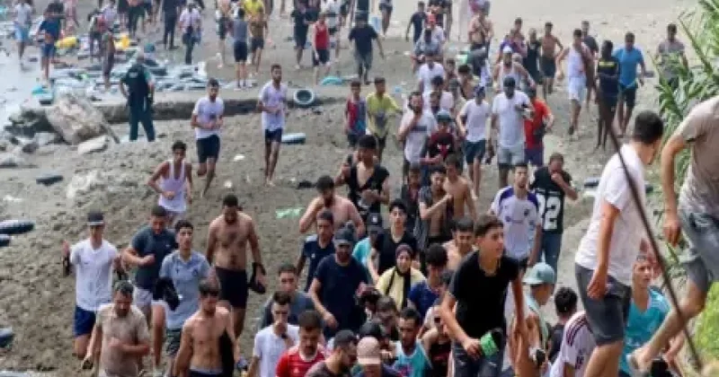 Mərakeşdən Seutaya 24 saatda 49 minə yaxın miqrant keçib