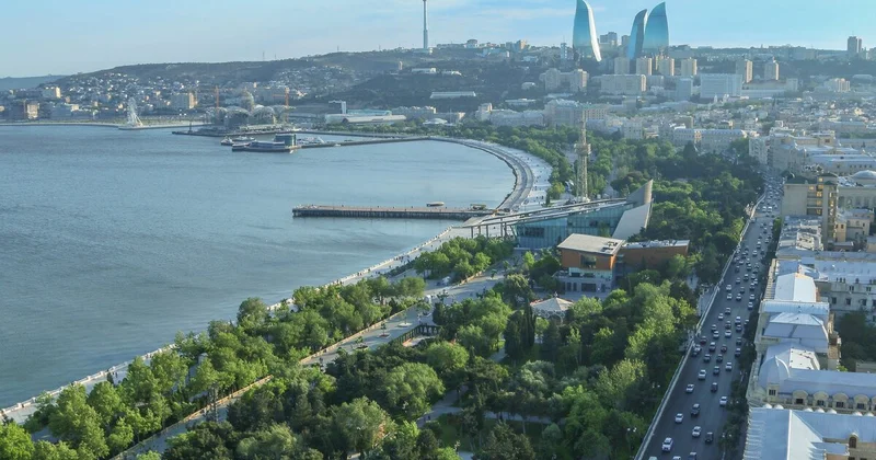 Завтра воздух на Абшероне прогреется до 36 градусов