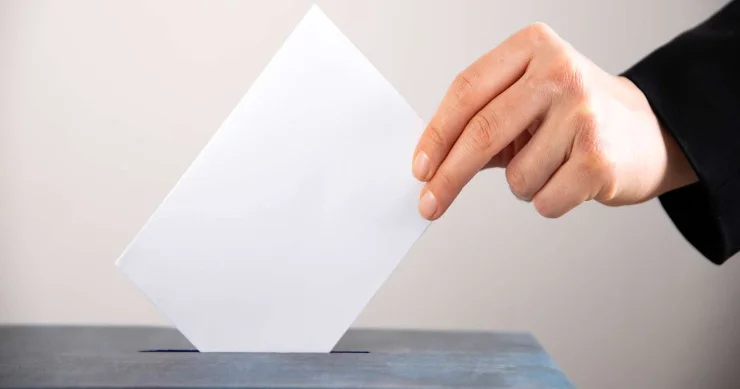 Bir partiyanın 4 namizədi seçkilərdən əvvəl öldü