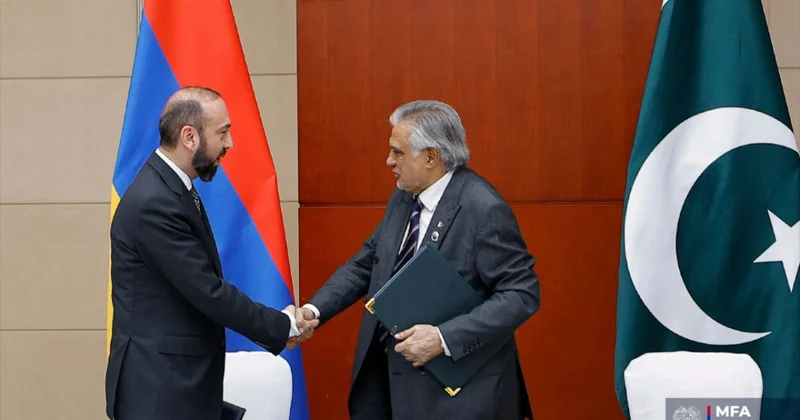 Ermənistan və Pakistan XİN başçıları diplomatik əlaqələrin qurulması ilə bağlı kommünike imzalayıblar