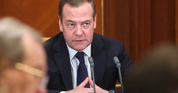 Medvedev bəd xəbəri açıqladı: Onlar üçün pis olacaq