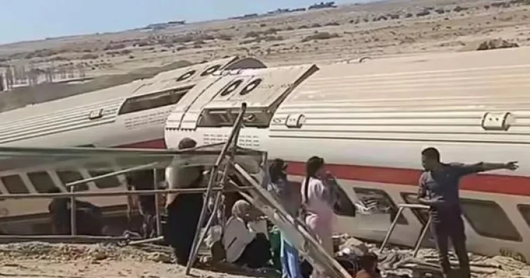 Misirdə sərnişin qatarı relsdən çıxıb: 3 nəfər ölüb, 54 nəfər yaralanıb