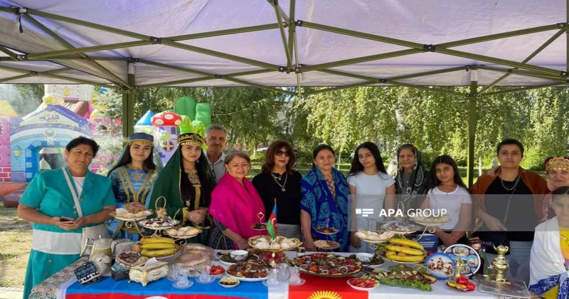 Bişkek yaxınlığında yaşayan yerli azərbaycanlılar Qırğızıstanın Müstəqillik Gününü qeyd ediblər FOTO