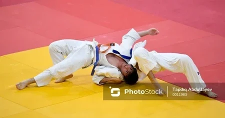 Сборная Азербайджана сегодня примет участие в смешанных командных соревнованиях на ЧМ в Болгарии