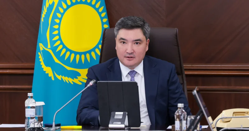 Olcas Bektenov Qazaxıstanın Baş naziri vəzifəsində qalıb