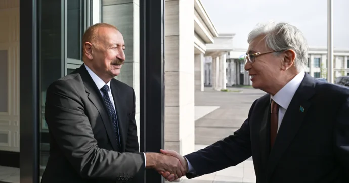 Azərbaycan və Qazaxıstan prezidentlərinin Bişkekdə görüşü olub FOTO YENİLƏNİB