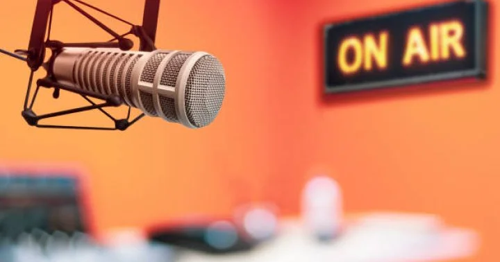 Azərbaycanda bankdan yeni addım: Öz radiosunu yaratdı