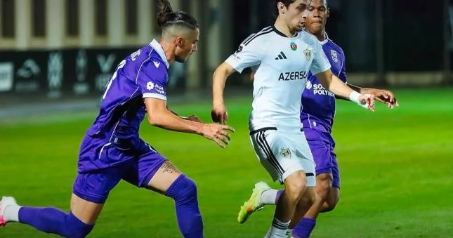"Qarabağ" "Sumqayıt"a, "Sabah" "Araz Naxçıvan"a qalib gəldi