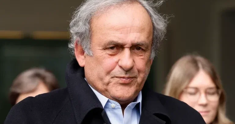 Platini İnfantinoya qarşı çıxdı “O, getməlidir”