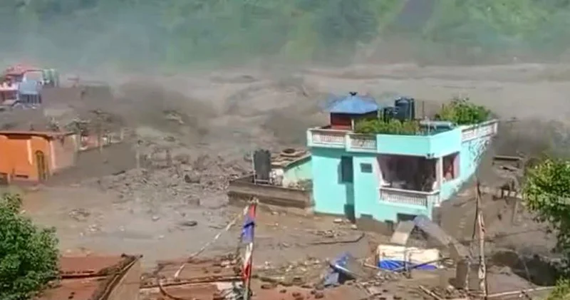 Alimlər Nepalda dağıdıcı daşqının səbəbini tapdı