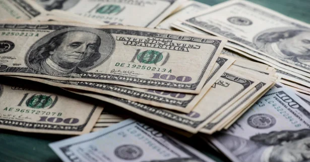 Yardım üçün yeni model: İnsanlara 700 dollar verildi, iqtisadi fəallıq artdı