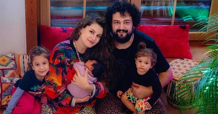 Atiyenin dördüncü qızı doğuldu