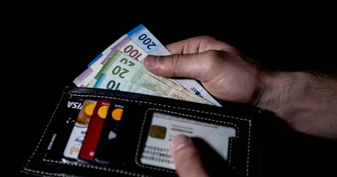 Bir rəqəm, üç fərqli maaş: Orta əməkhaqqının GİZLİ HESABI